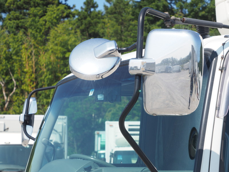 三菱ふそう ファイター 冷凍バン 中型 PDG-FK64F 年式 H20[写真09]