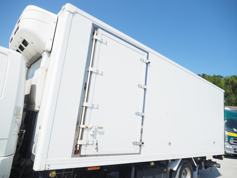 三菱ふそう ファイター 冷凍バン 中型 PDG-FK64F 年式 H20[写真14]