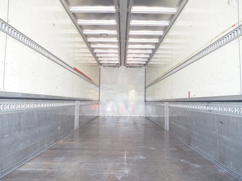 いすゞ ギガ ウイング車 大型 PKG-CYJ77W8 年式 H21[写真25]