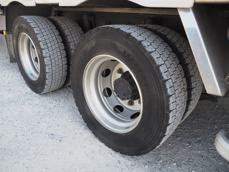 いすゞ ギガ ウイング車 大型 QPG-CYJ77B 年式 H28[写真48]