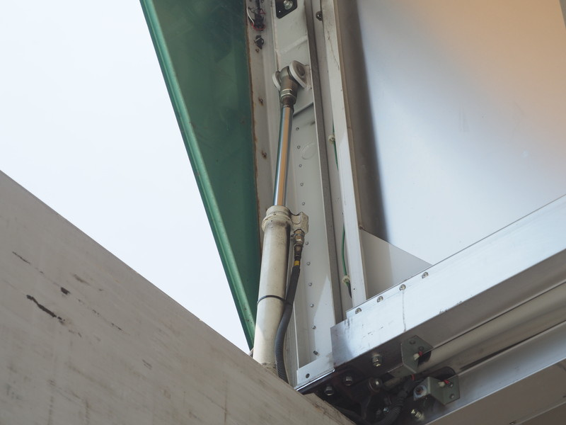 日野 レンジャー ウイング車 中型 SKG-FD9JLAA 年式 H23[写真16]