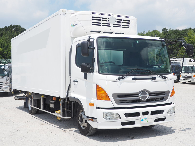 日野 レンジャー 冷凍バン 中型 TKG-FC9JKAG 年式 H28[写真04]