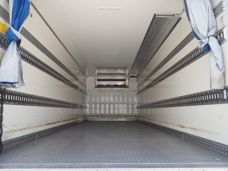 日野 レンジャー 冷凍バン 中型 TKG-FC9JKAG 年式 H28[写真13]