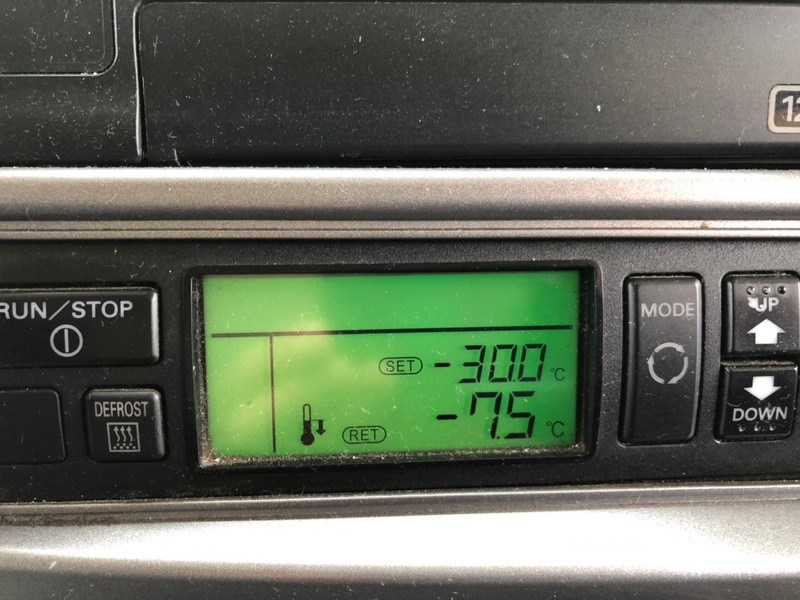 日野 レンジャー 冷凍バン 中型 SKG-FD7JLAG 年式 H24[写真28]