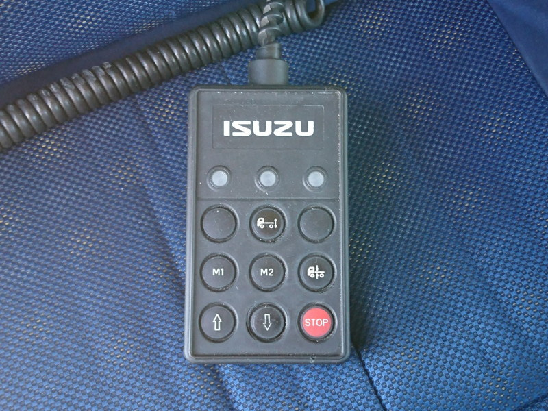 いすゞ ギガ ウイング車 大型 QKG-CYJ77A 年式 H26[写真37]