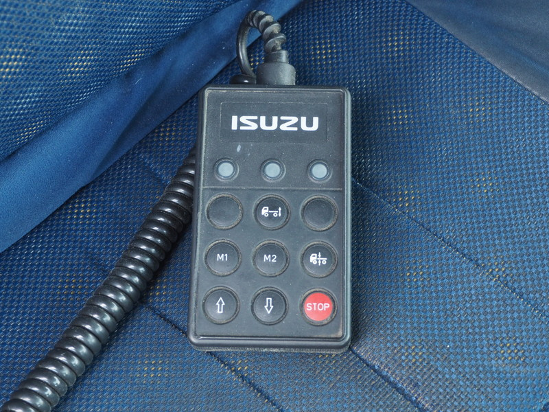 いすゞ ギガ ウイング車 大型 LKG-CYJ77A 年式 H24[写真39]