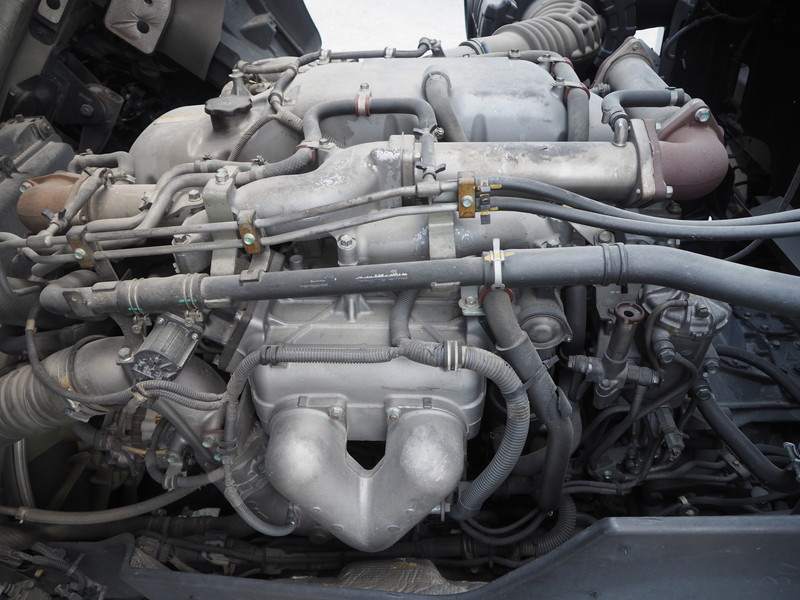 いすゞ ギガ ウイング車 大型 LKG-CYJ77A 年式 H24[写真54]