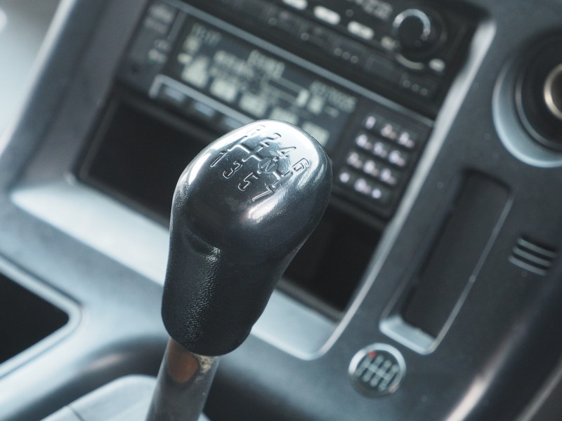 いすゞ ギガ ウイング車 大型 LKG-CYJ77A 年式 H24[写真37]