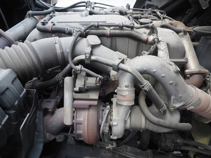 いすゞ ギガ ウイング車 大型 LKG-CYJ77A 年式 H24[写真55]