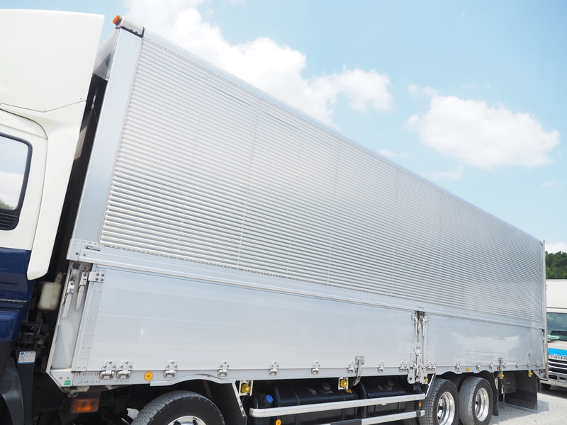 いすゞ ギガ ウイング車 大型 LKG-CYJ77A 年式 H24[写真15]