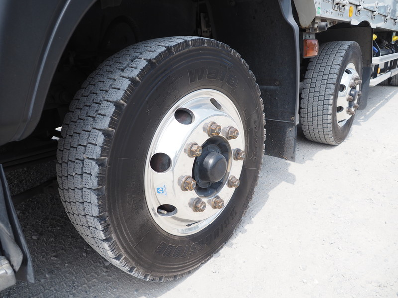 いすゞ ギガ ウイング車 大型 LKG-CYJ77A 年式 H24[写真49]