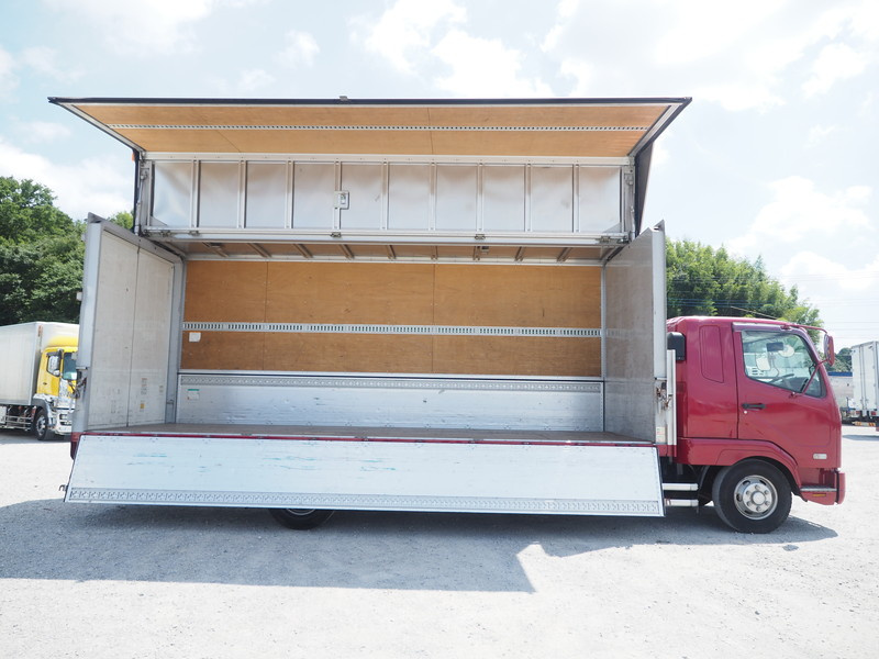 三菱ふそう ファイター ウイング車 中型 PDG-FK61F 年式 H19[写真10]