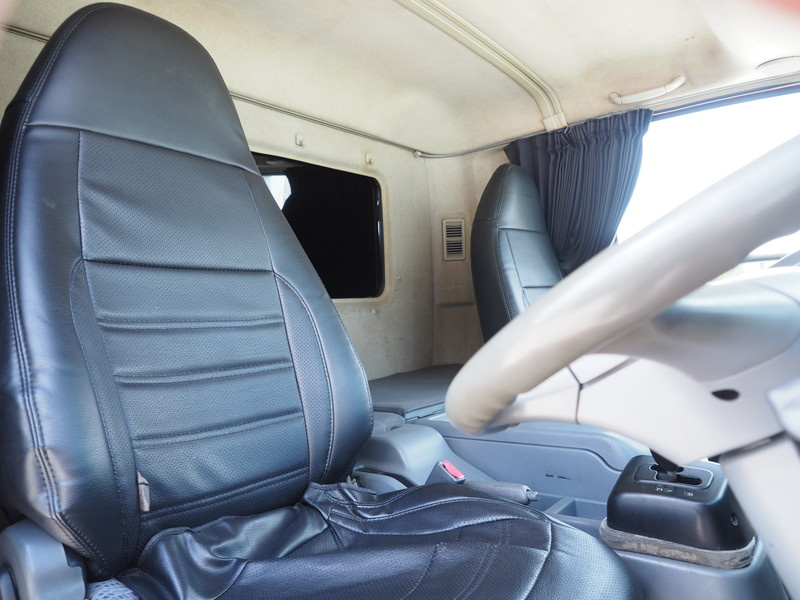 三菱ふそう ファイター ウイング車 中型 PDG-FK61F 年式 H19[写真28]