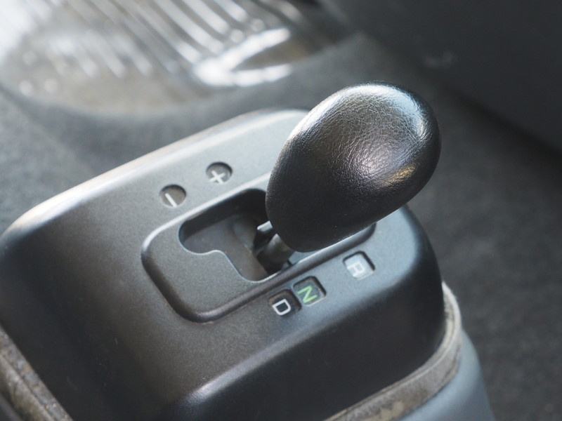 三菱ふそう ファイター ウイング車 中型 PDG-FK61F 年式 H19[写真31]