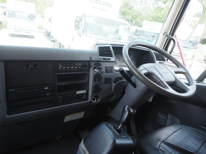 三菱ふそう ファイター ウイング車 中型 PDG-FK61F 年式 H19[写真30]
