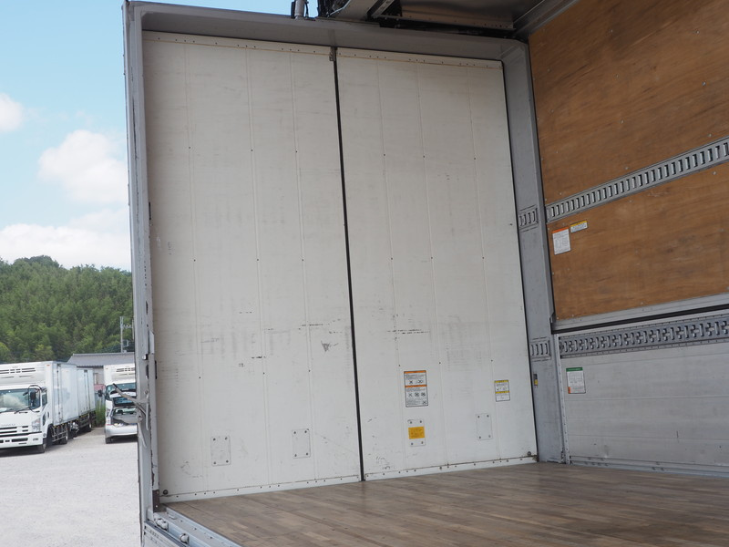 UDトラックス クオン ウイング車 大型 QKG-CG5ZA 年式 H27[写真14]