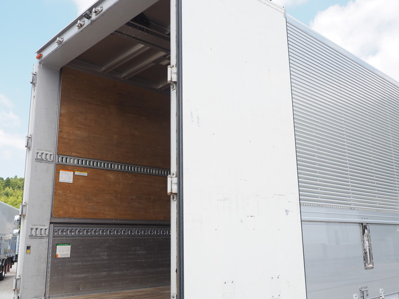 UDトラックス クオン ウイング車 大型 QKG-CG5ZA 年式 H27[写真34]