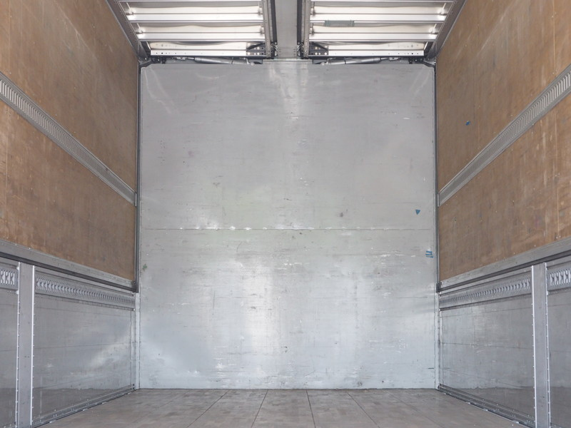 UDトラックス クオン ウイング車 大型 QKG-CG5ZA 年式 H27[写真29]