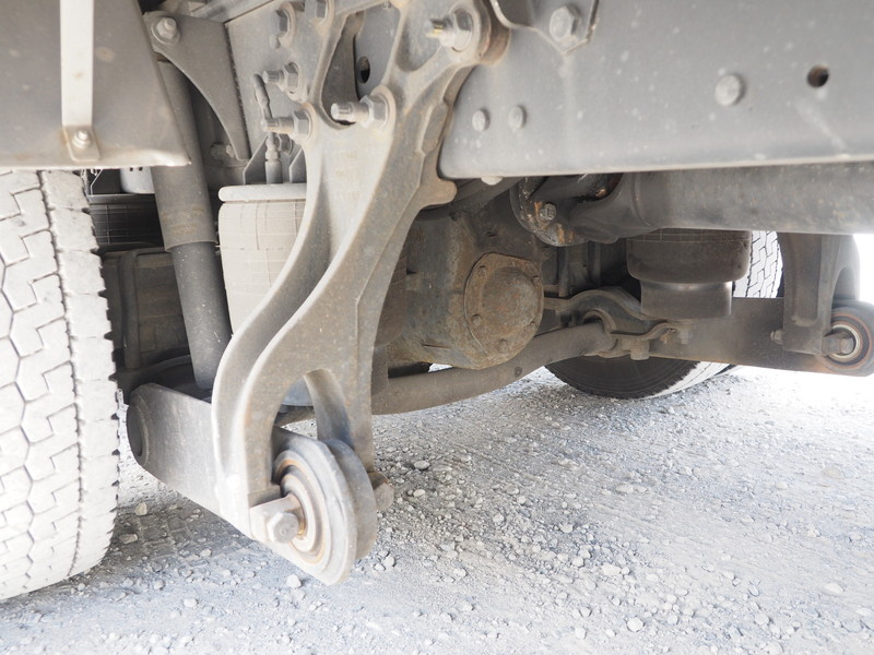 UDトラックス クオン ウイング車 大型 QKG-CG5ZA 年式 H27[写真47]