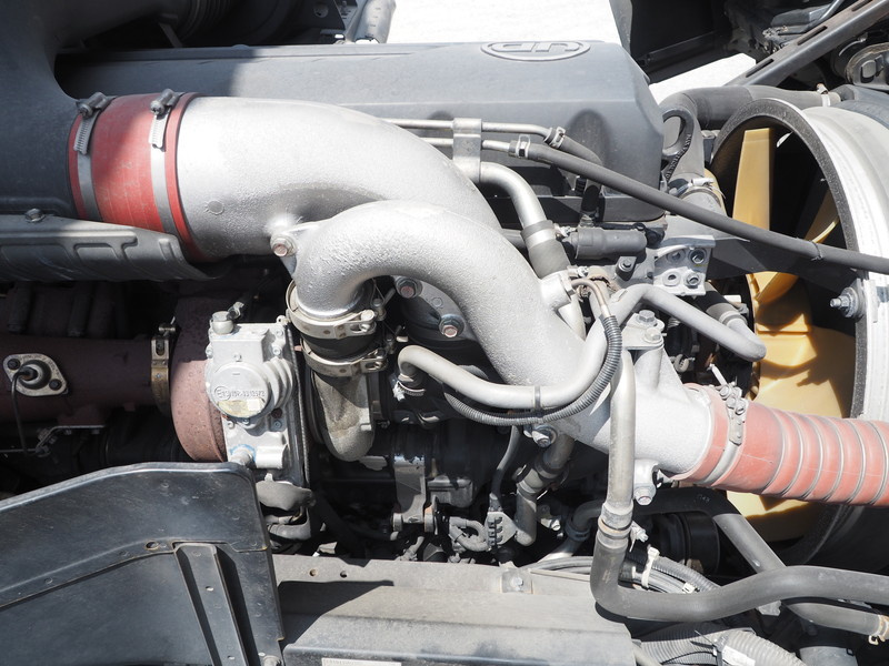 UDトラックス クオン ウイング車 大型 QKG-CG5ZA 年式 H27[写真54]