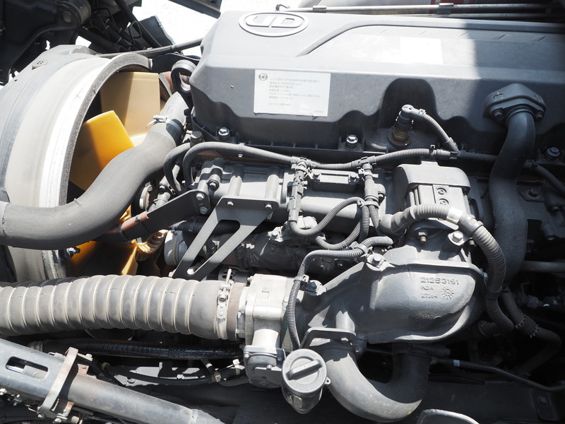 UDトラックス クオン ウイング車 大型 QKG-CG5ZA 年式 H27[写真53]