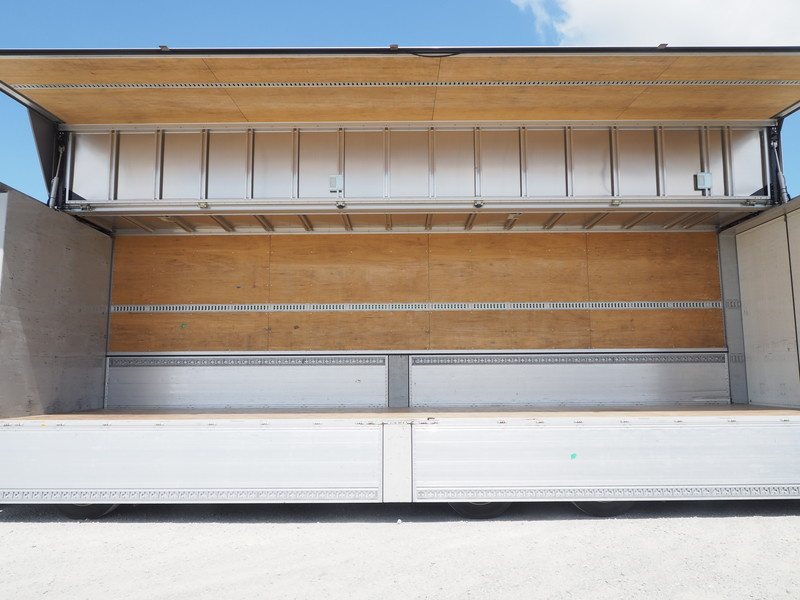 UDトラックス クオン ウイング車 大型 QKG-CG5ZA 年式 H27[写真23]