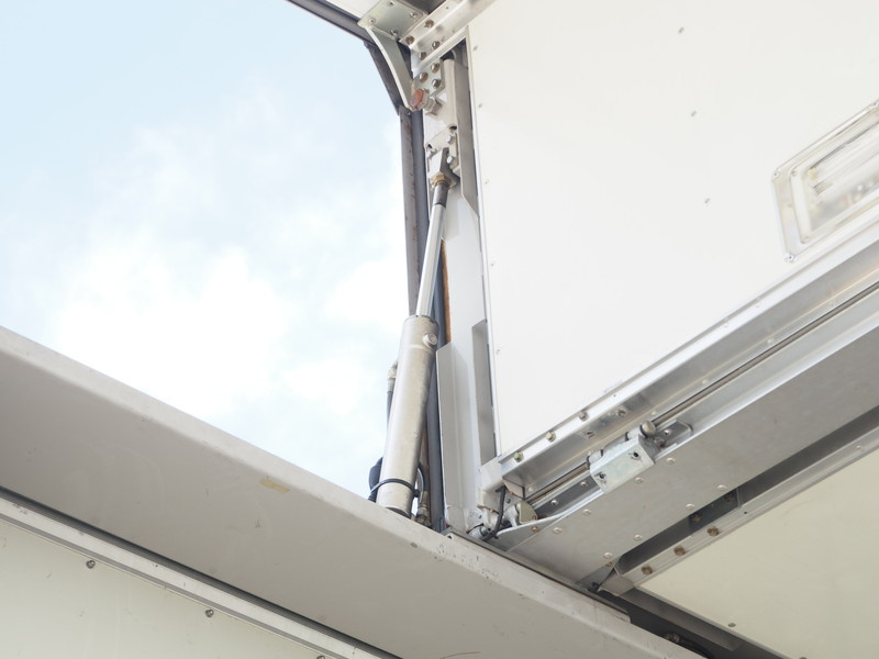 三菱ふそう スーパーグレート ウイング車 大型 BDG-FS55JZ 年式 H19[写真12]