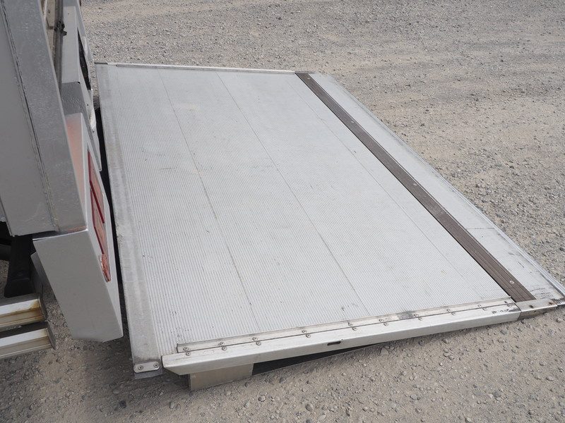 三菱ふそう スーパーグレート ウイング車 大型 BDG-FS55JZ 年式 H19[写真35]