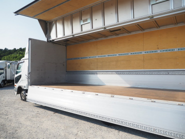 三菱ふそう ファイター ウイング車 中型 TKG-FK64F 年式 H25 [写真20]