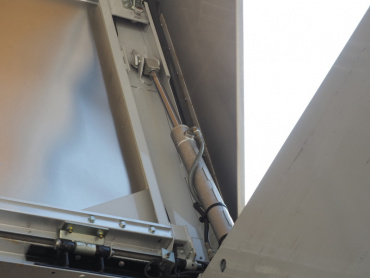 三菱ふそう ファイター ウイング車 中型 TKG-FK64F 年式 H25 [写真13]