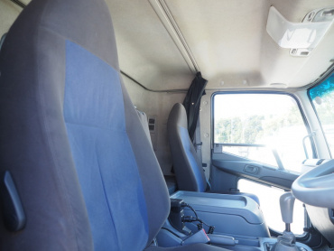 三菱ふそう ファイター ウイング車 中型 TKG-FK64F 年式 H25 [写真33]