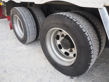 いすゞ ギガ ウイング車 大型 PKG-CYJ77W8 年式 H21 [写真36]