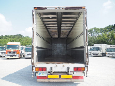 いすゞ ギガ ウイング車 大型 PKG-CYJ77W8 年式 H21 [写真24]