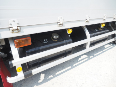 いすゞ ギガ ウイング車 大型 PKG-CYJ77W8 年式 H21 [写真14]