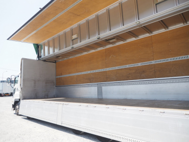 いすゞ ギガ ウイング車 大型 QPG-CYJ77B 年式 H28 [写真20]