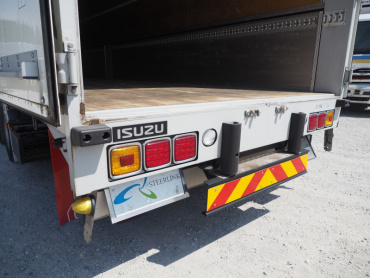 いすゞ ギガ ウイング車 大型 QPG-CYJ77B 年式 H28 [写真29]