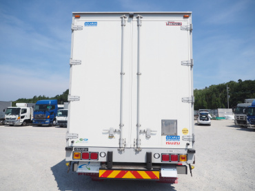 いすゞ ギガ ウイング車 大型 QPG-CYJ77B 年式 H28 [写真06]