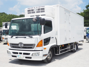 日野 レンジャー 冷凍バン 中型 TKG-FC9JKAG 年式 H28 [写真01]