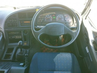 いすゞ ギガ ウイング車 大型 QKG-CYJ77A 年式 H26 [写真31]