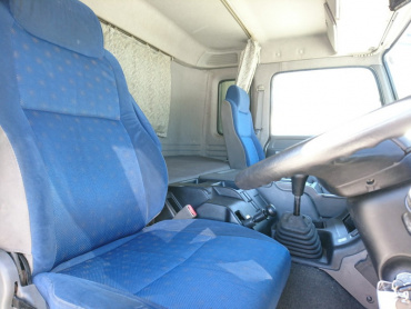 いすゞ ギガ ウイング車 大型 QKG-CYJ77A 年式 H26 [写真30]