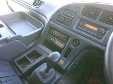 いすゞ ギガ ウイング車 大型 QKG-CYJ77A 年式 H26 [写真33]