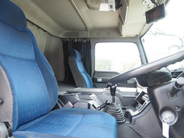 いすゞ ギガ ウイング車 大型 LKG-CYJ77A 年式 H22 [写真34]