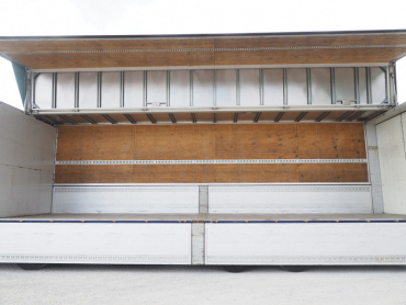 いすゞ ギガ ウイング車 大型 LKG-CYJ77A 年式 H22 [写真19]