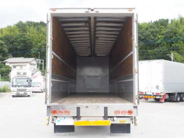 いすゞ ギガ ウイング車 大型 LKG-CYJ77A 年式 H22 [写真25]