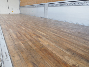 UDトラックス クオン ウイング車 大型 QKG-CG5ZA 年式 H27 [写真16]