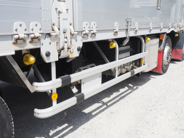 UDトラックス クオン ウイング車 大型 QKG-CG5ZA 年式 H27 [写真26]