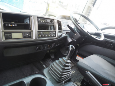 日野 レンジャー 冷凍バン 中型 TKG-FC9JKAA 年式 H27 [写真28]