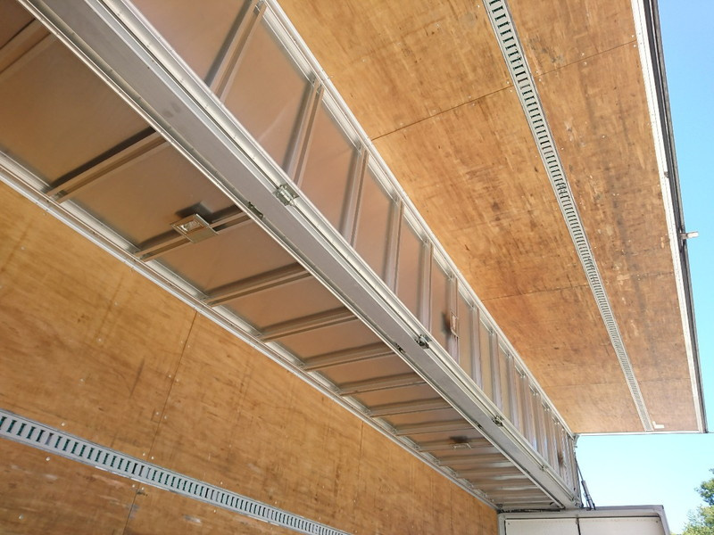 UDトラックス クオン ウイング車 大型 QKG-CG5ZA 年式 H24[写真20]