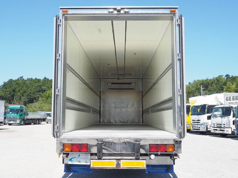 いすゞ ギガ 冷凍ウイング 大型 PKG-CYJ77W8 年式 H22[写真29]