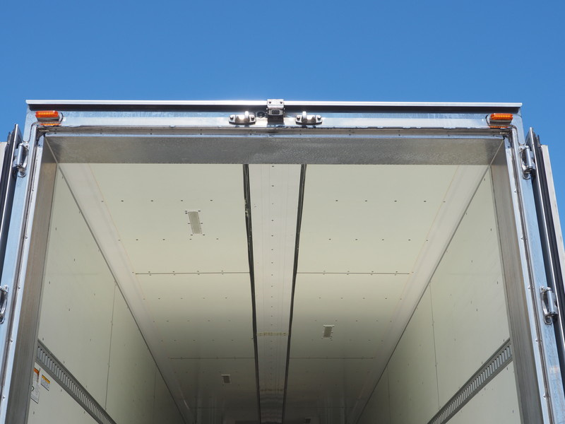 いすゞ ギガ 冷凍ウイング 大型 PKG-CYJ77W8 年式 H22[写真35]